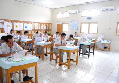 Lembaga pendidikan adalah